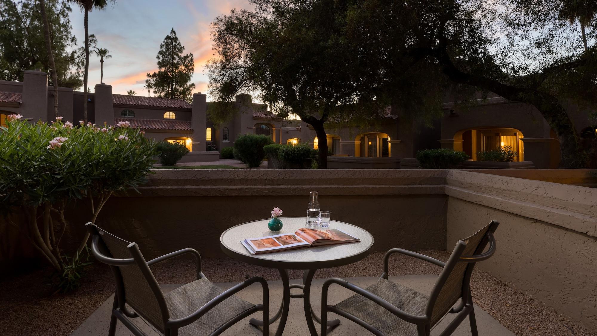 The Scottsdale Plaza Resort & Villas Paradise Valley Exterior photo