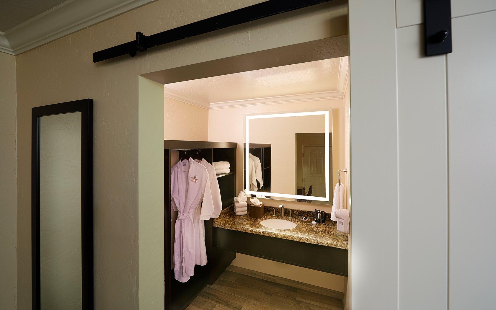 The Scottsdale Plaza Resort & Villas Paradise Valley Exterior photo
